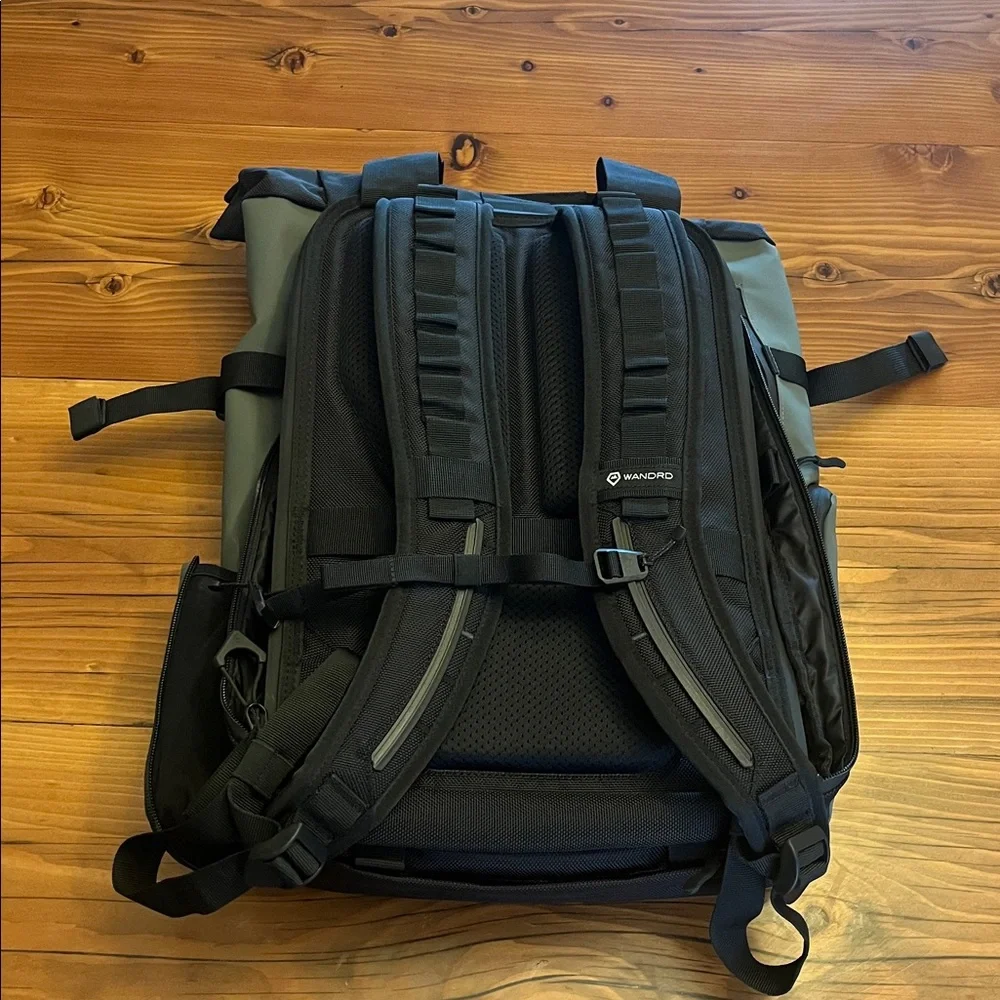 WANDRD PRVKE 21 V2 in Wasatch Green, EUC! - Picture 2 of 11